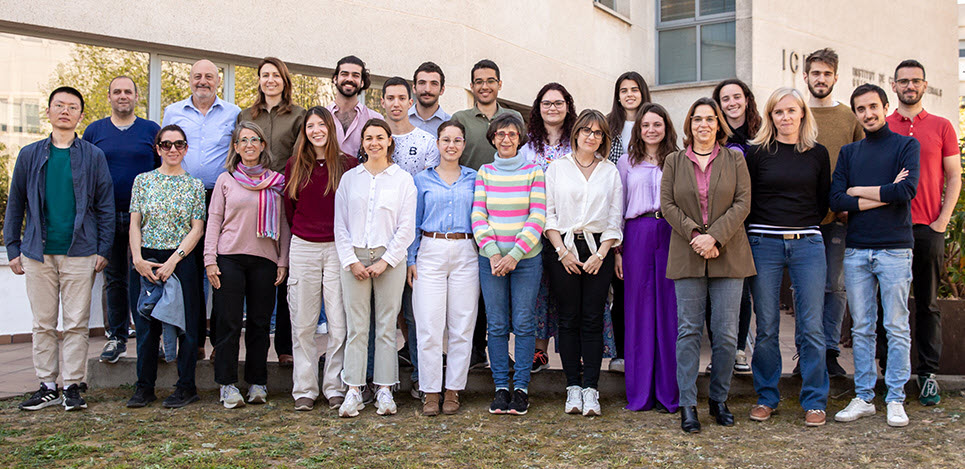 Nanomol-bio group photo