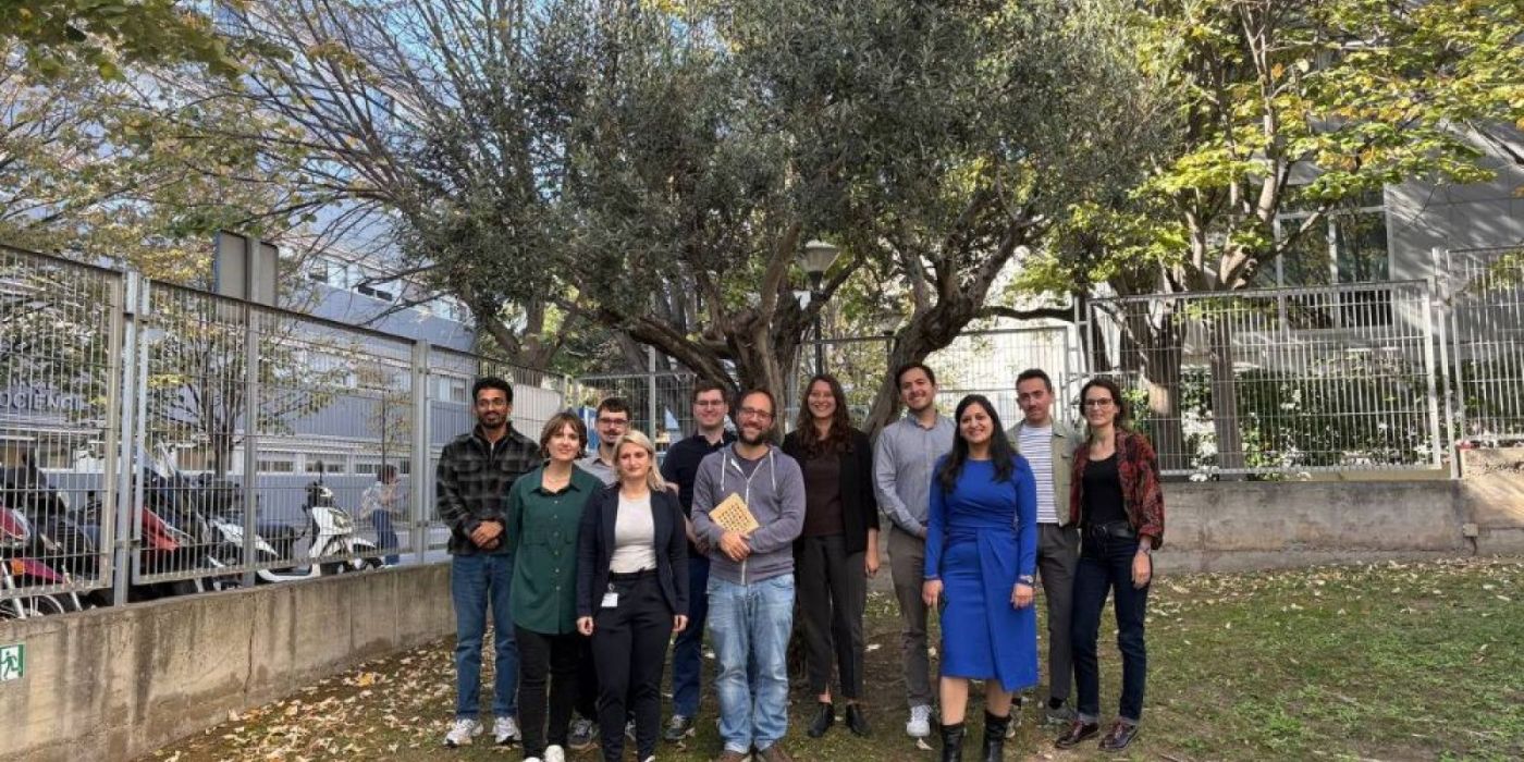 Nanomol-bio researchers take part at Future Leaders day